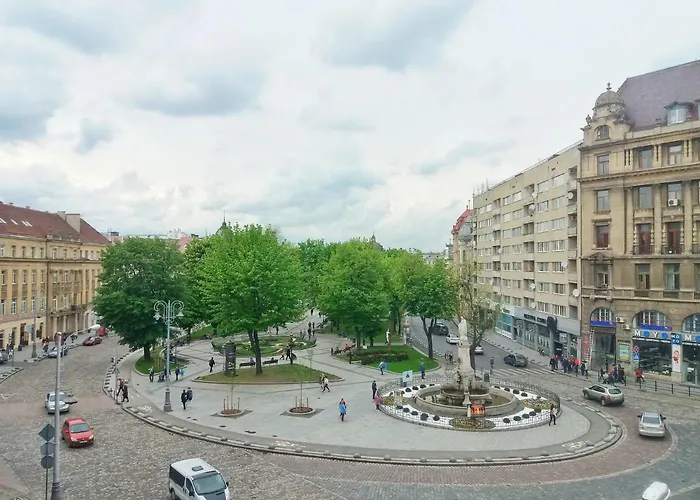 Apartamento в центрі львова вулиця міцкевича 5, простора з гарним видом на місто