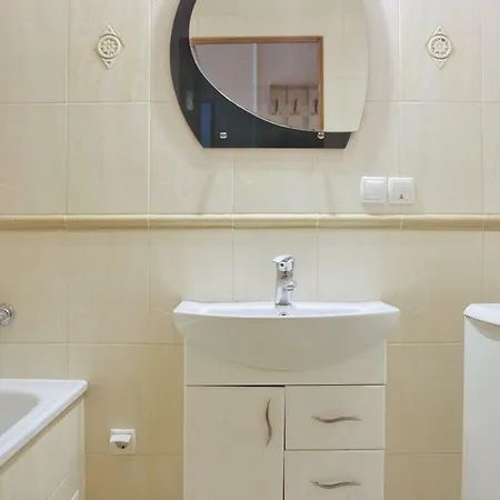 в центрі львова вулиця міцкевича 5, простора з гарним видом на місто 利沃夫