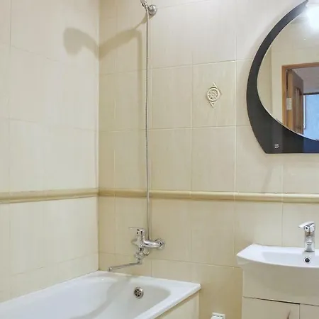 в центрі львова вулиця міцкевича 5, простора з гарним видом на місто 利沃夫