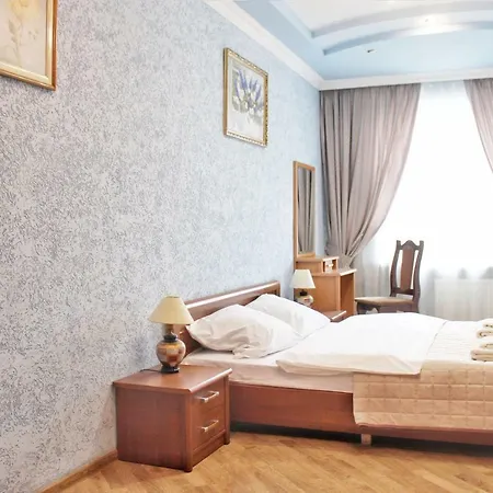 в центрі львова вулиця міцкевича 5, простора з гарним видом на місто Львів